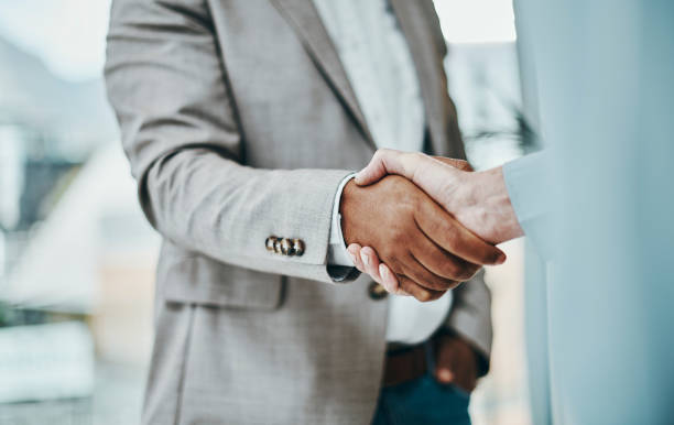 Consultation call for choosing the right way to work with Angelose Global